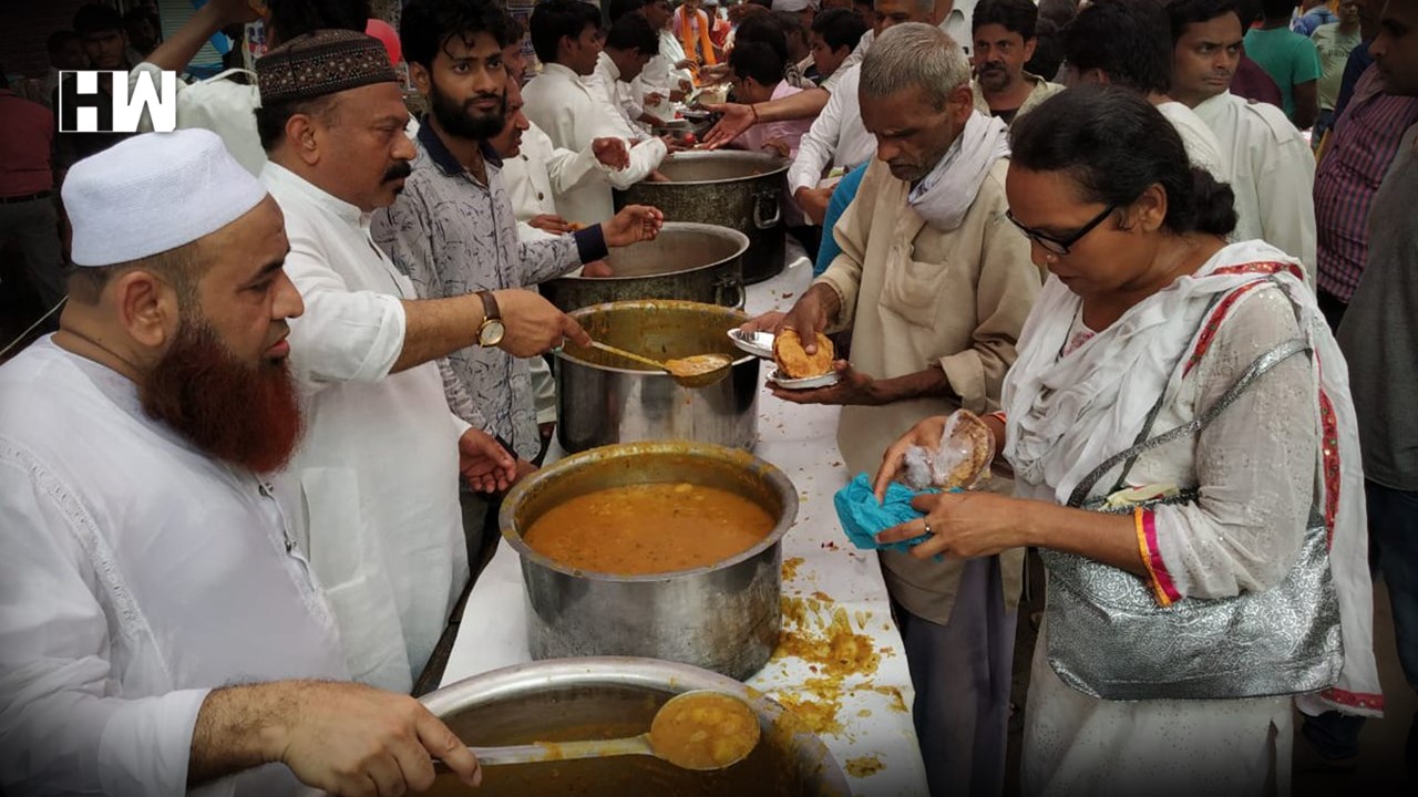 Muslim carried procession in Delhi’s Hauz Qazi to reinstall temple ...