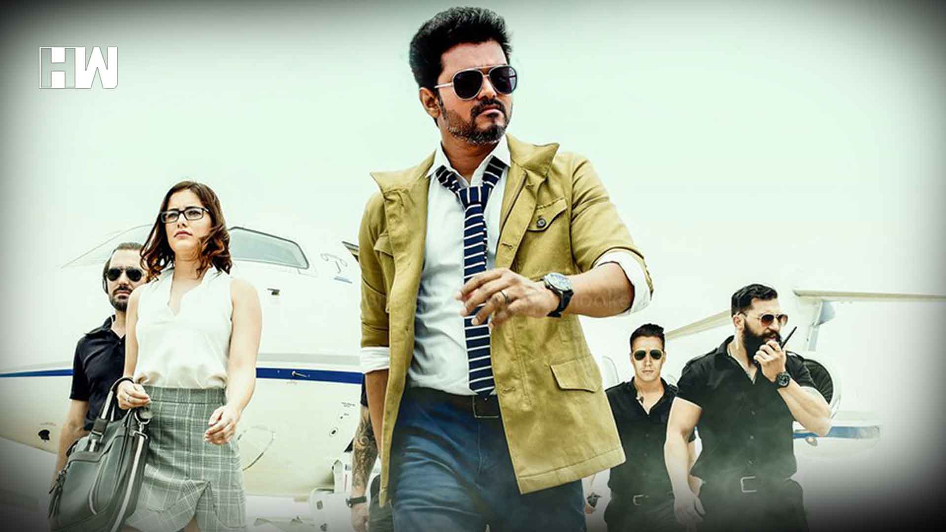 sarkar premiere show
