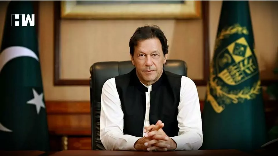 imran khan holds concer depite flood in pakistan
