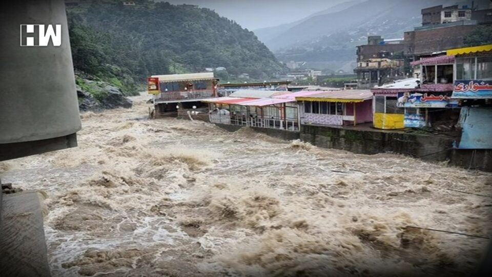 pakistan flood- deathtoll 1200