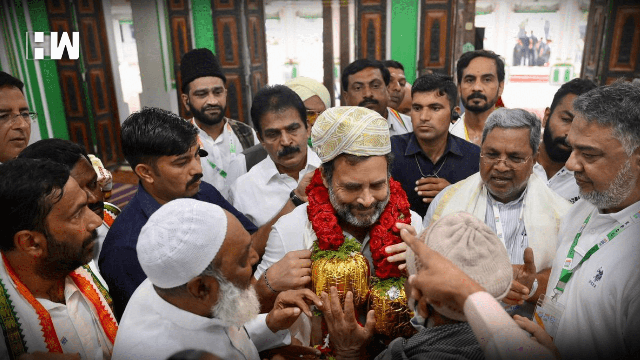 Bharat Jodo Yatra: Rahul Gandhi Visits Suttur Mutt Of Mysore - HW News ...