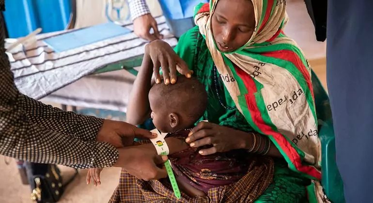 A one-year-old girl is treated for malnutrition at a WFP-funded clinic in Dolow in Somalia. A one-year-old girl is treated for malnutrition at a WFP-funded clinic in Dolow in Somalia.