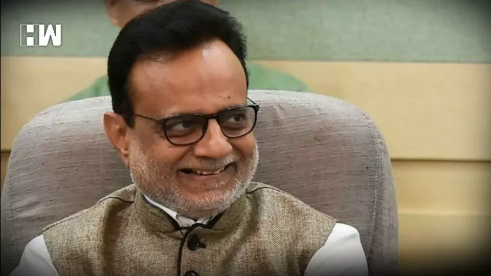 Hasmukh Adhia