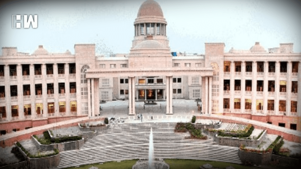 Lucknow court