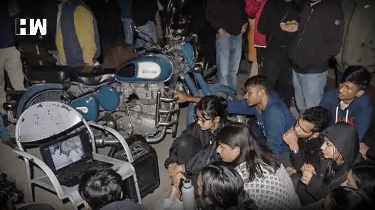 Delhi: Police Arrested 4 Students For Creating Ruckus Outside Jamia ...