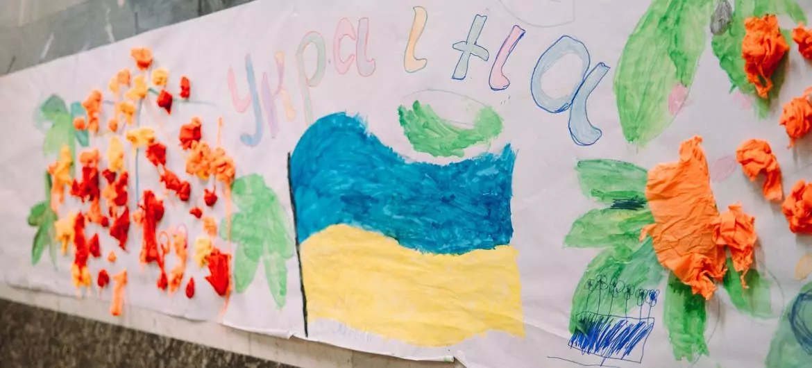 Hundreds of displaced and local children in Ukraine celebrated the new year at Kharkiv’s Spilno Child Spot, run by UNICEF and partners.