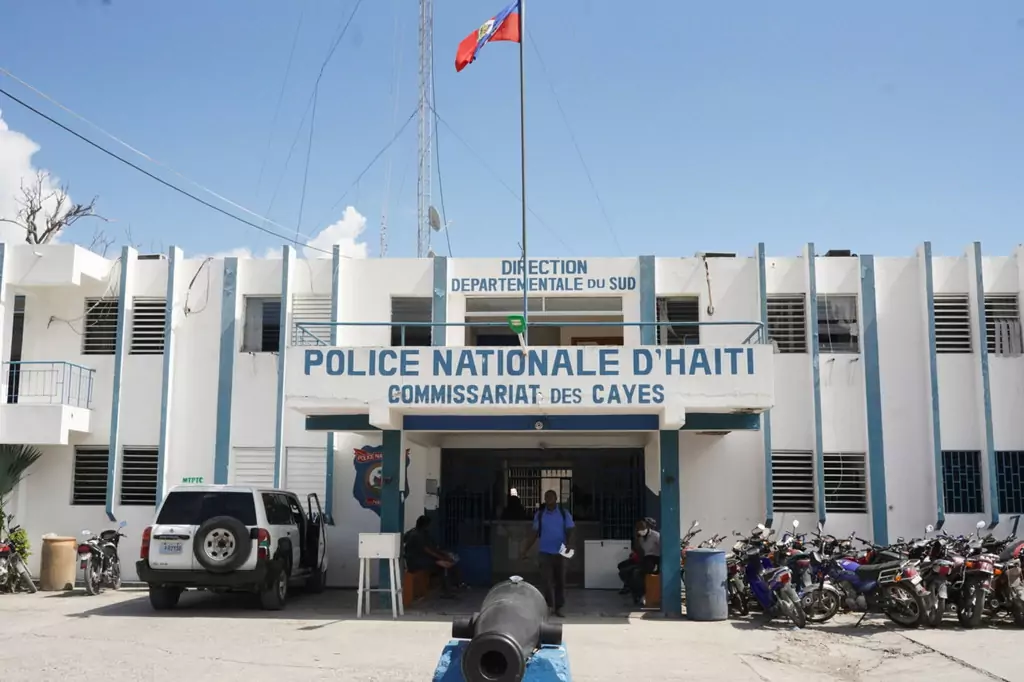 The Haitian National Police needs to be strengthened to be able to respond to the huge challenges it faces, according to the UN. The Haitian National Police needs to be strengthened to be able to respond to the huge challenges it faces, according to the UN.
