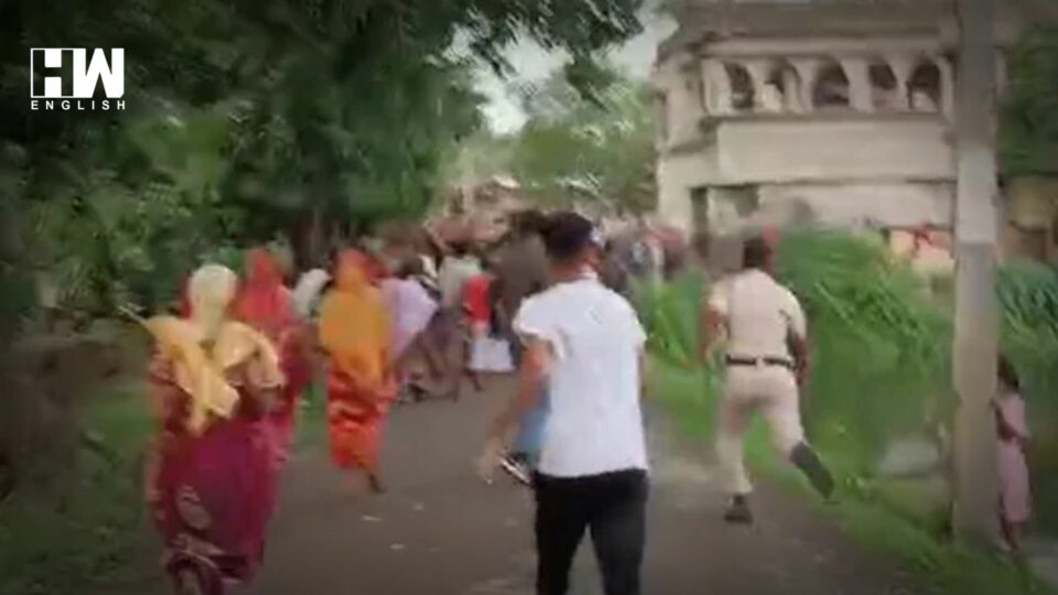 Violence During Voting In Bengal, Cops Seen Chasing Crowd