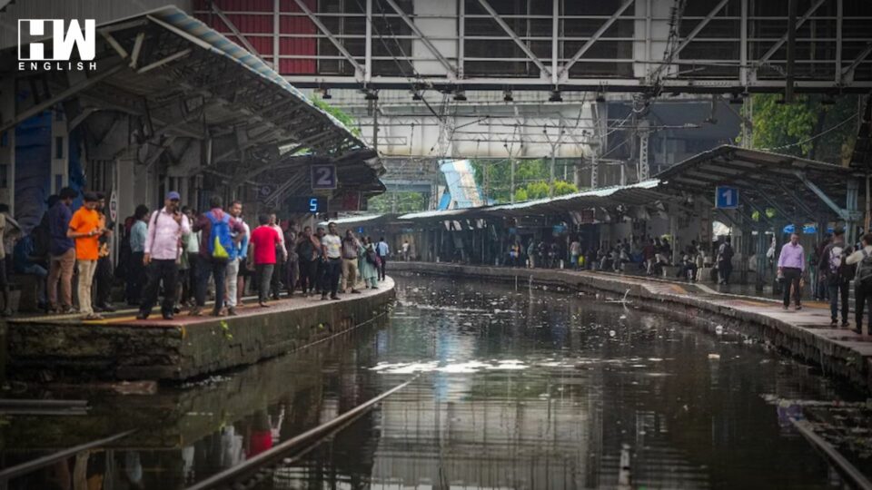 Mumbai: Heavy Rain Alert Issued, Schools Shut, Train, Flight Services Affected